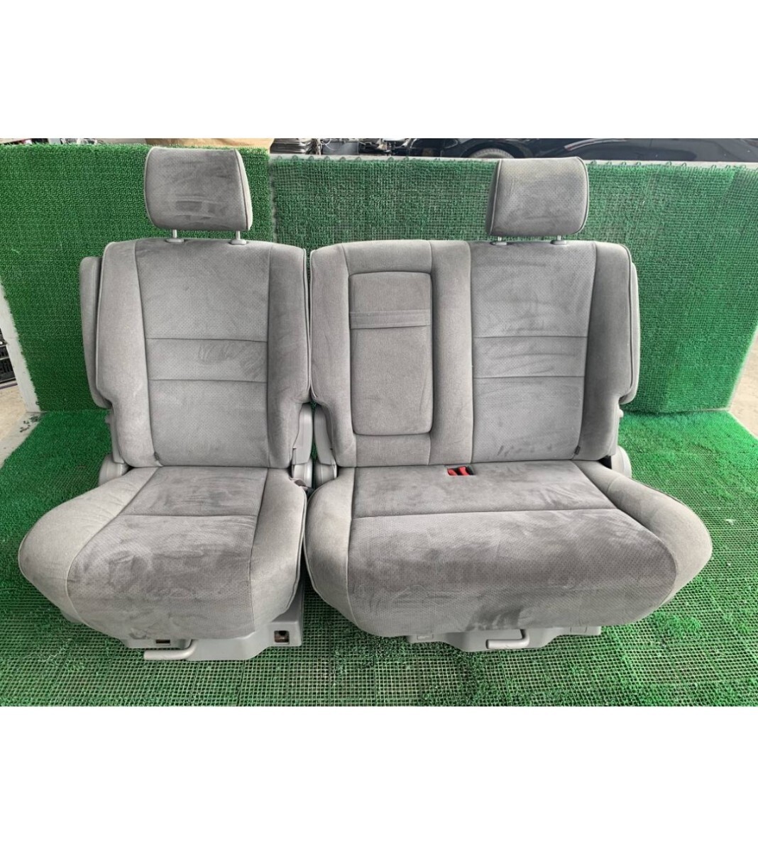  selling out * selling out * final product immediate payment rom and rear (before and after) adjustment possible *200 series Hiace narrow S-GL DX frame pedestal 10 Alphard for seat installation pedestal * postage extra 