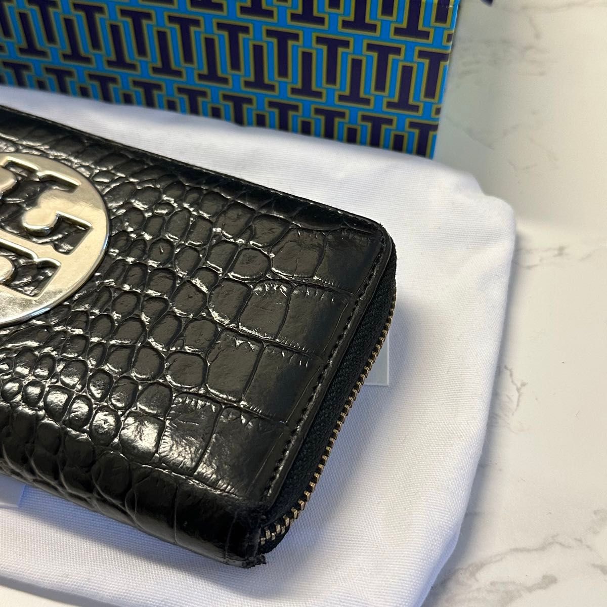 新品同様！　トリーバーチ　TORYBURCH 財布 長財布 クロコダイル ラウンドファスナー