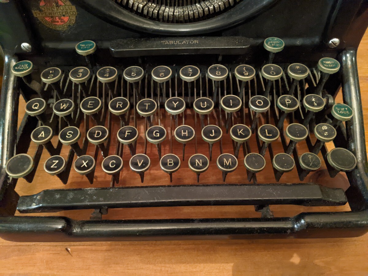 Underwood under wood typewriter antique 