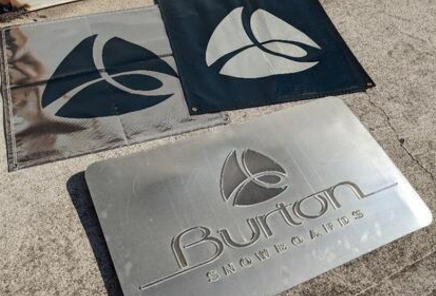 BURTON バートン ロゴバナー ロゴサインプレート アクリル立体看板 他サービス品有 お引取り限定の画像1
