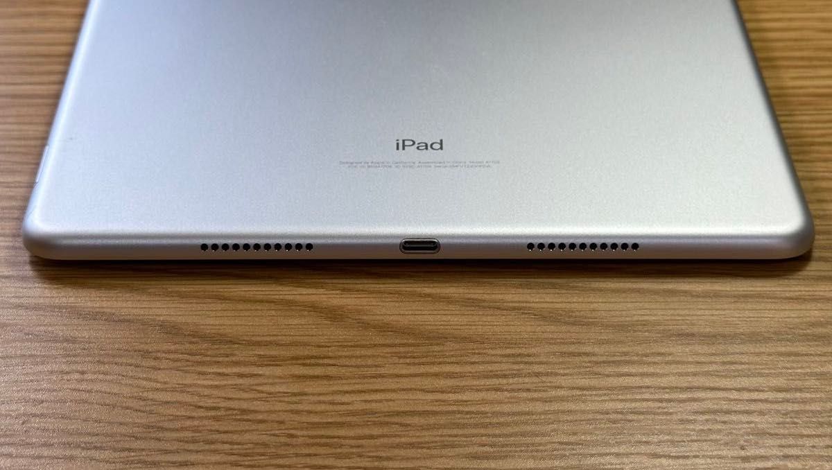 Apple iPad Pro 10.5インチ 256GB シルバー docomo SIMフリー  Cellular