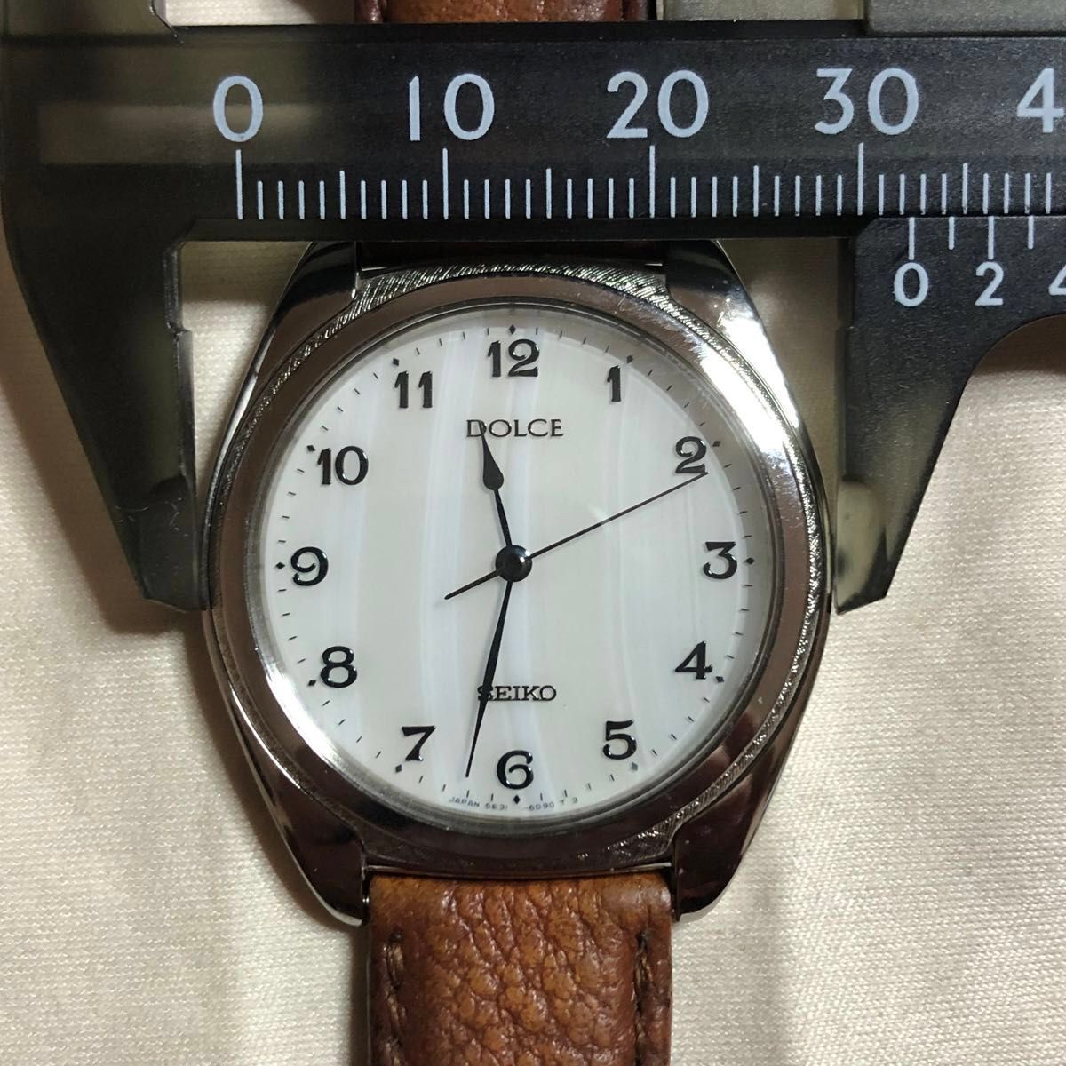 セイコー ドルチェ 5E31-6D70 銀 文字盤サードニクス(石)　美品 稼働 年差クォーツ SEIKO DOLCE