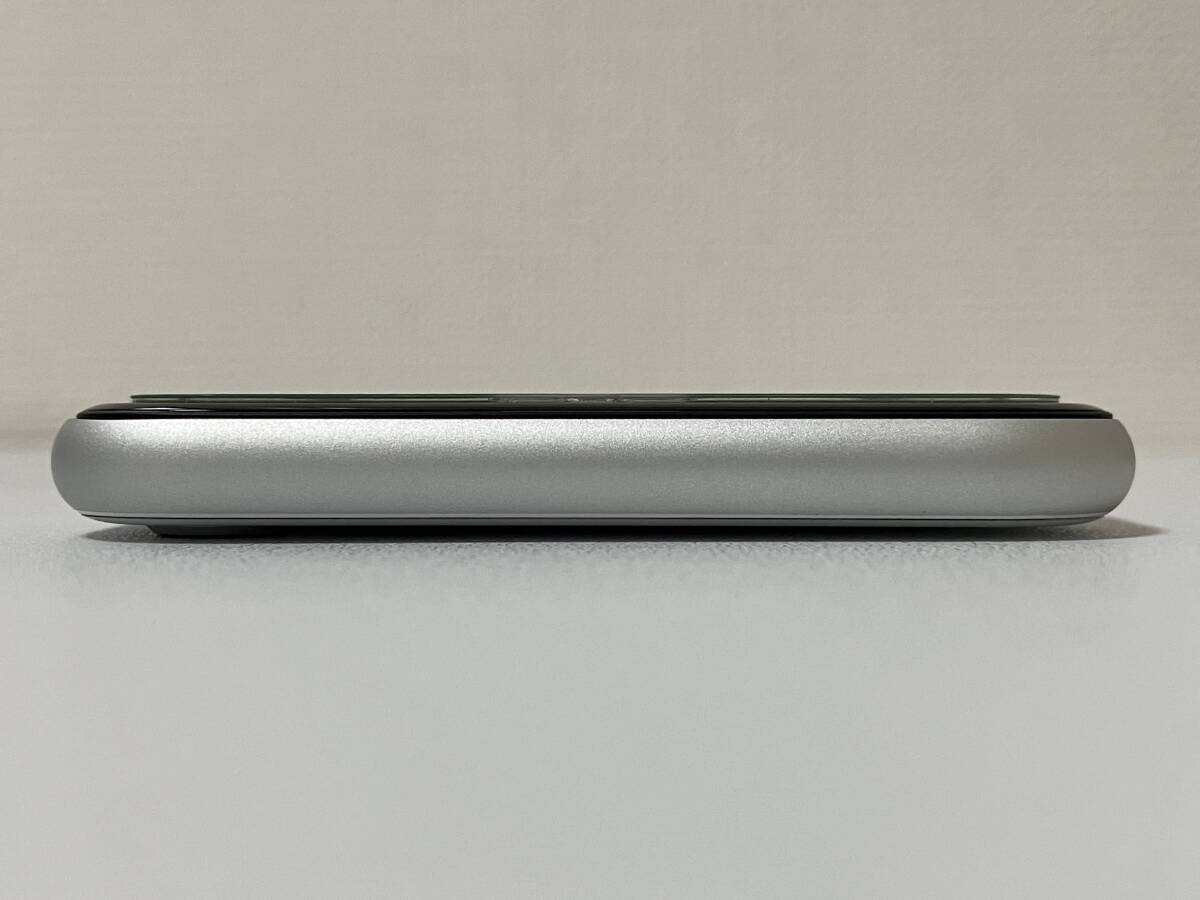 6825円 SIMフリー iPhoneSE2 64GB White シムフリー アイフォン 6825円 SIMフリー iPhoneSE2 64GB White シムフリー アイフォン