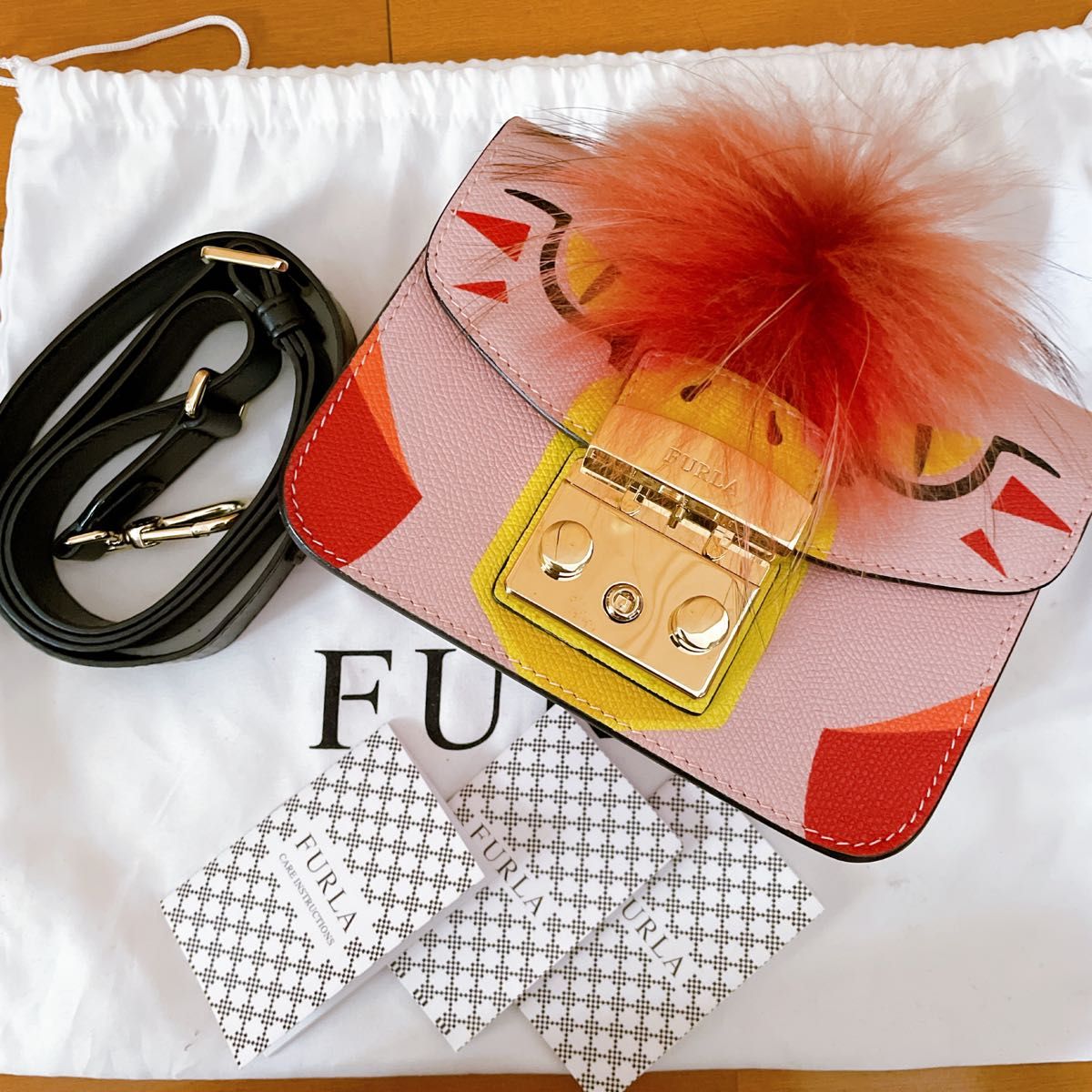 【超美品！レア商品】FURLA フルラ メトロポリス 鳥 ファー 2way マルチバッグ レザー ショルダー ショルダーストラップ