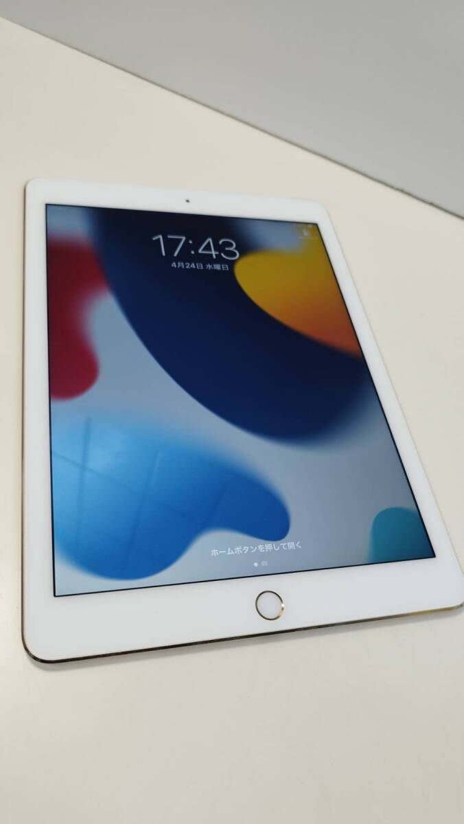 Apple iPad Air 2/32GB/A1567 (MNVR2J/A)の画像1