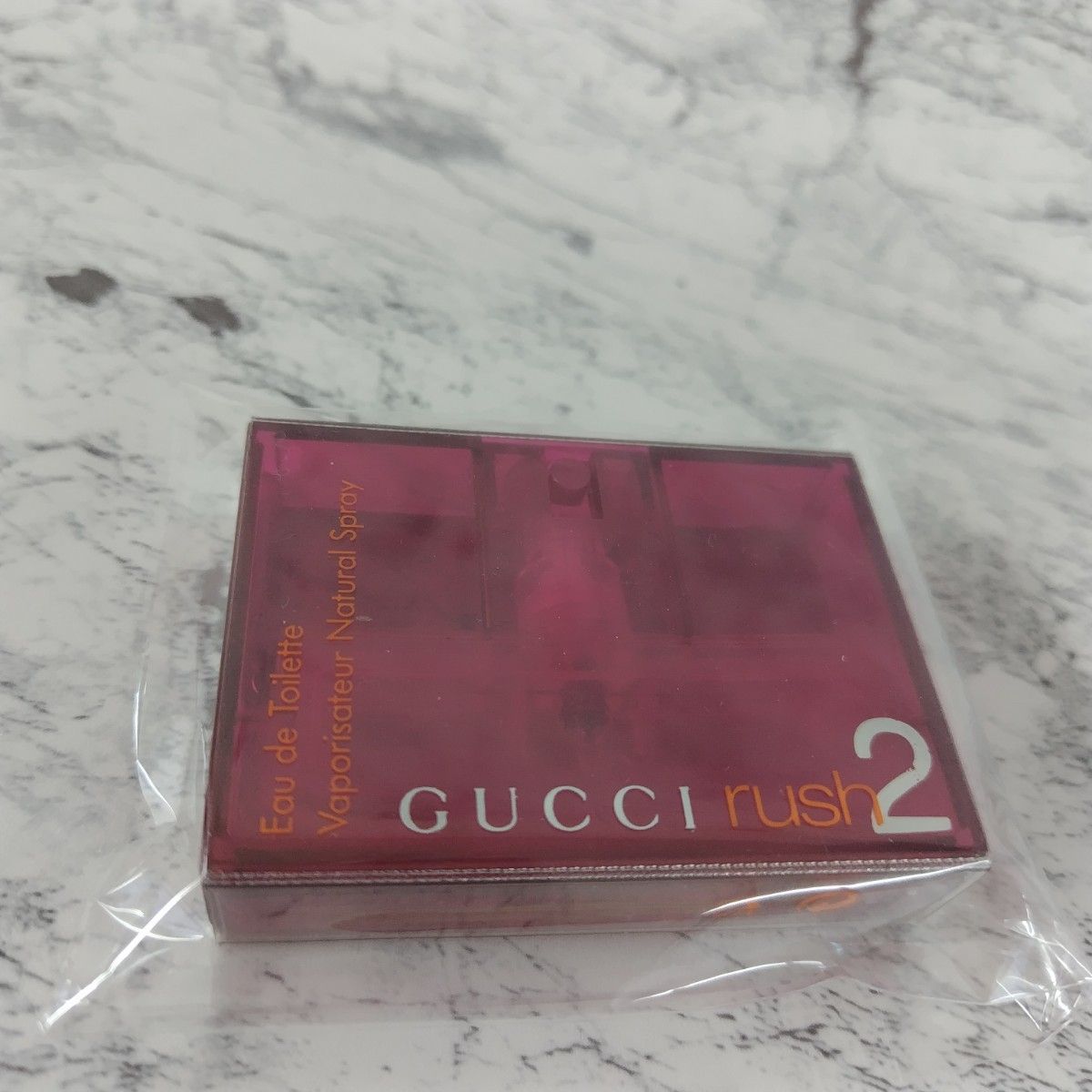 グッチ GUCCI 香水　（ディスプレイ用、香り確認用）パッケージのみ　残量わずか