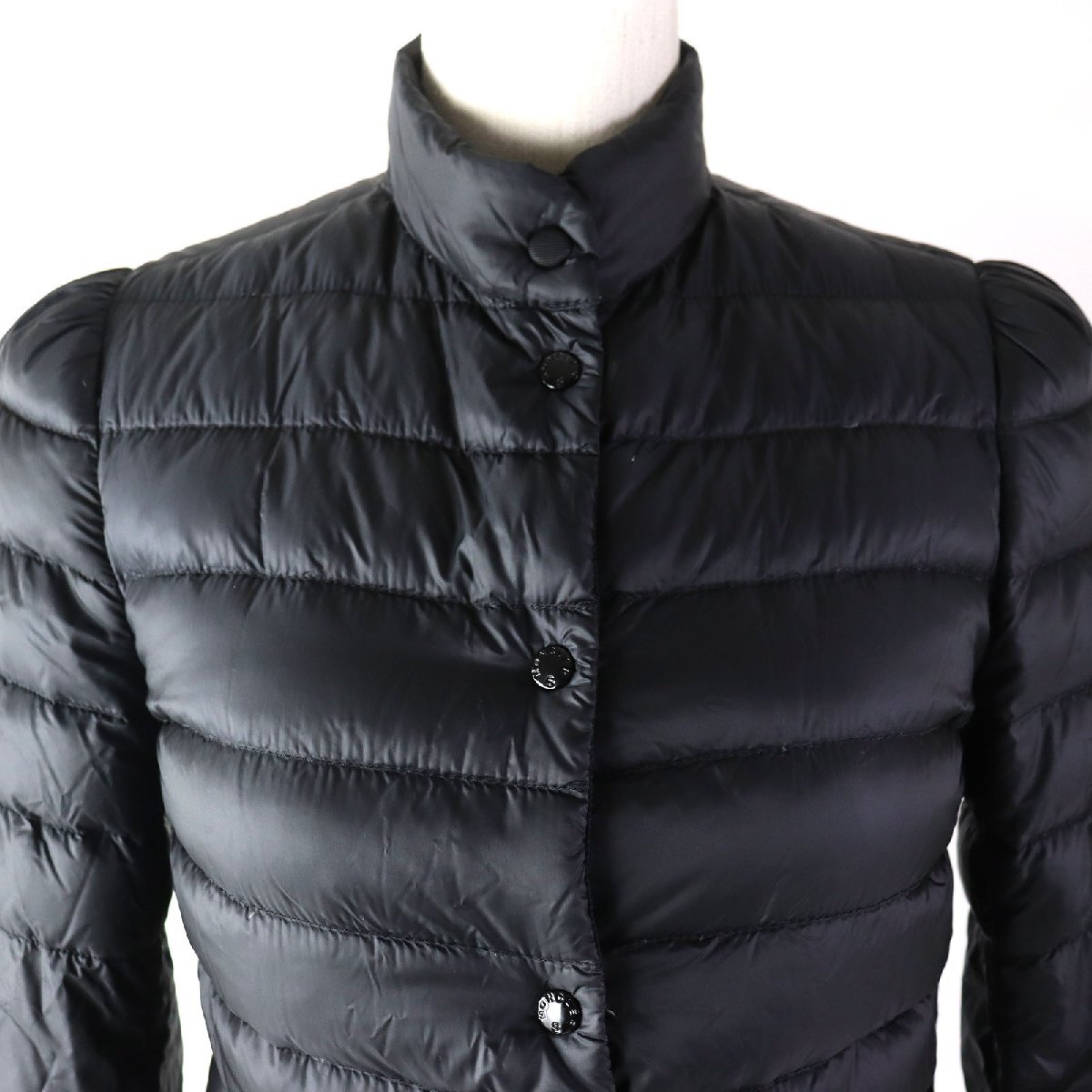 美品△MONCLER S モンクレール Sacai サカイ 53048 SAKI サキ 裾 美品△MONCLER S モンクレール Sacai サカイ 53048 SAKI サキ 裾