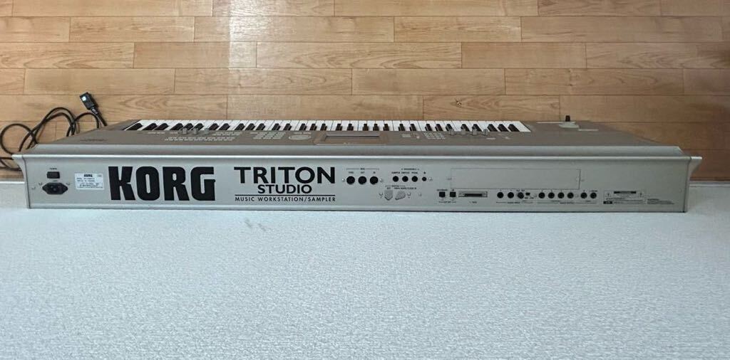  Korg KORG TRITONST76 TRITON STUDIO клавиатура размер примерно :131cm×37.5cm утиль текущее состояние распродажа 