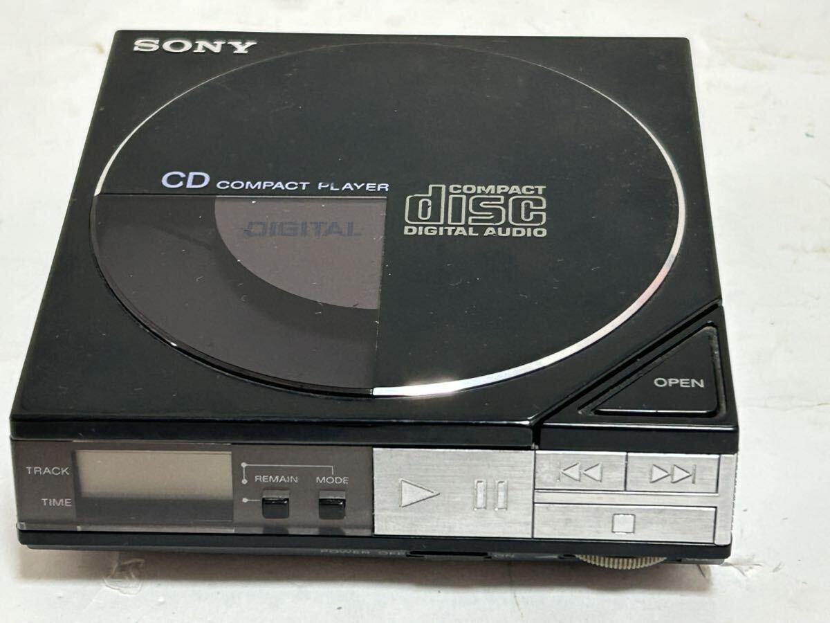 ソニー SONY D-50 CD COMPACT PLAYER コンパクトディスクプレイヤー本体 MADE IN JAPAN ジャンク品 現状販売の画像2