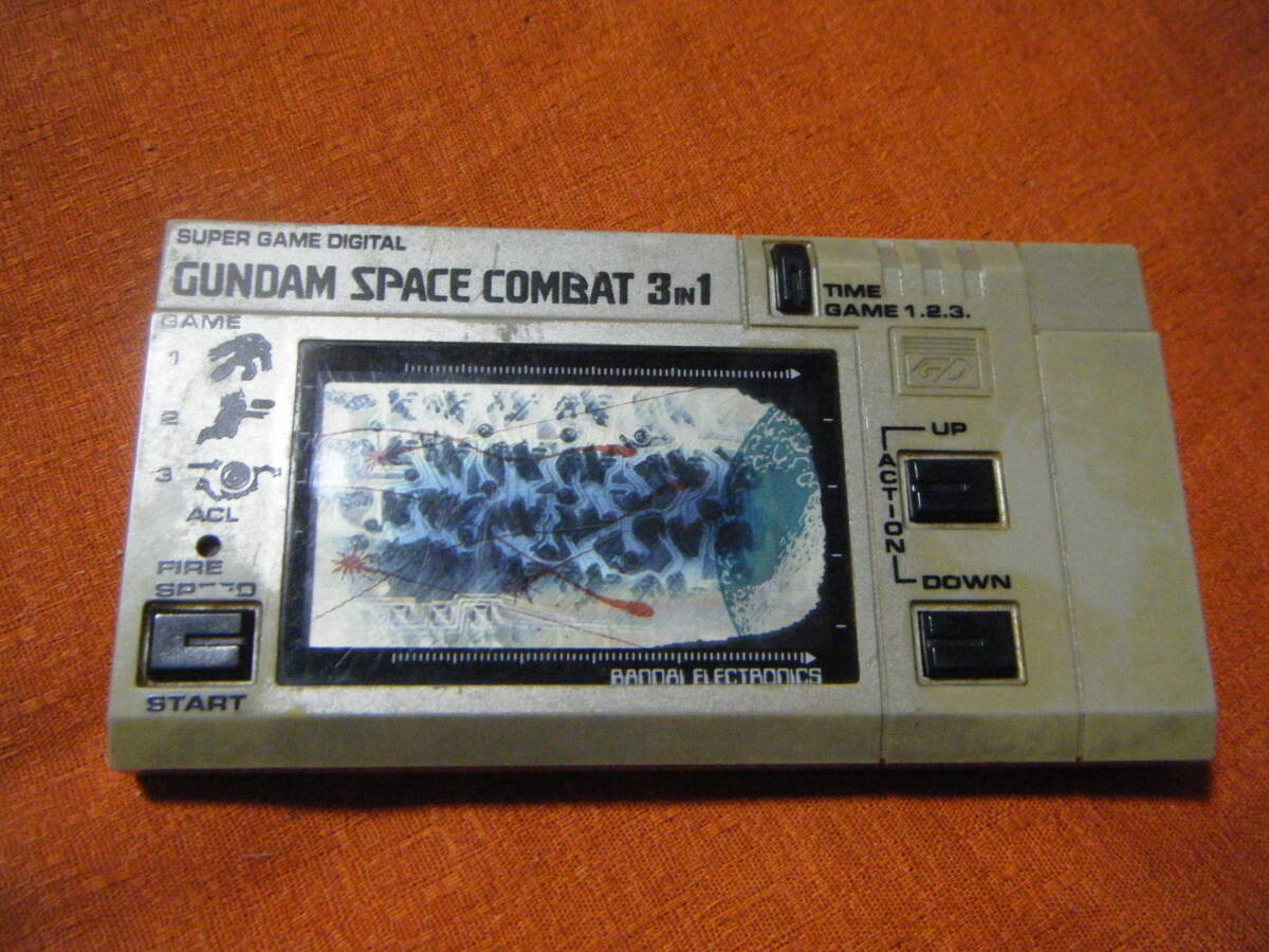 ●携帯ゲーム バンダイ ガンダム スペース コンバット 3in1 GUNDAM SPACE COMBAT 携帯型 ゲーム機 ジャンク ●の画像5