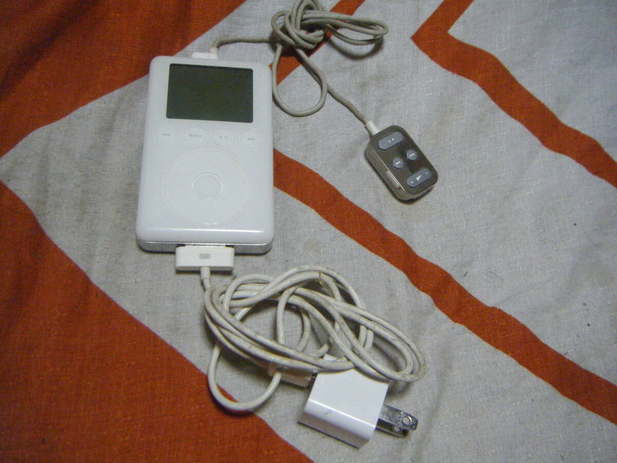 ●iPod (classic)第三世代  A1040  40GB  ジャンク●の画像1