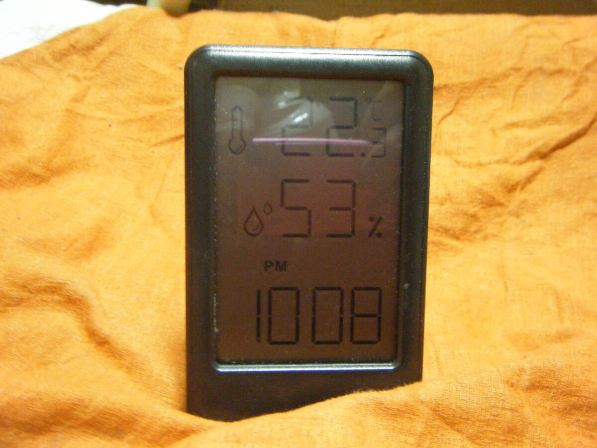 ●温度湿度計付きデジタル置時計 2個●の画像6