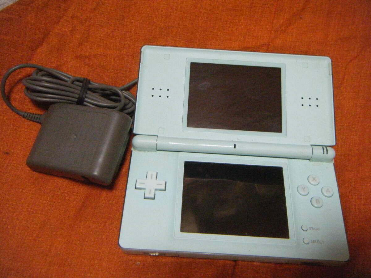 ●Nintendo 任天堂 ニンテンドーDS Lite ●の画像2