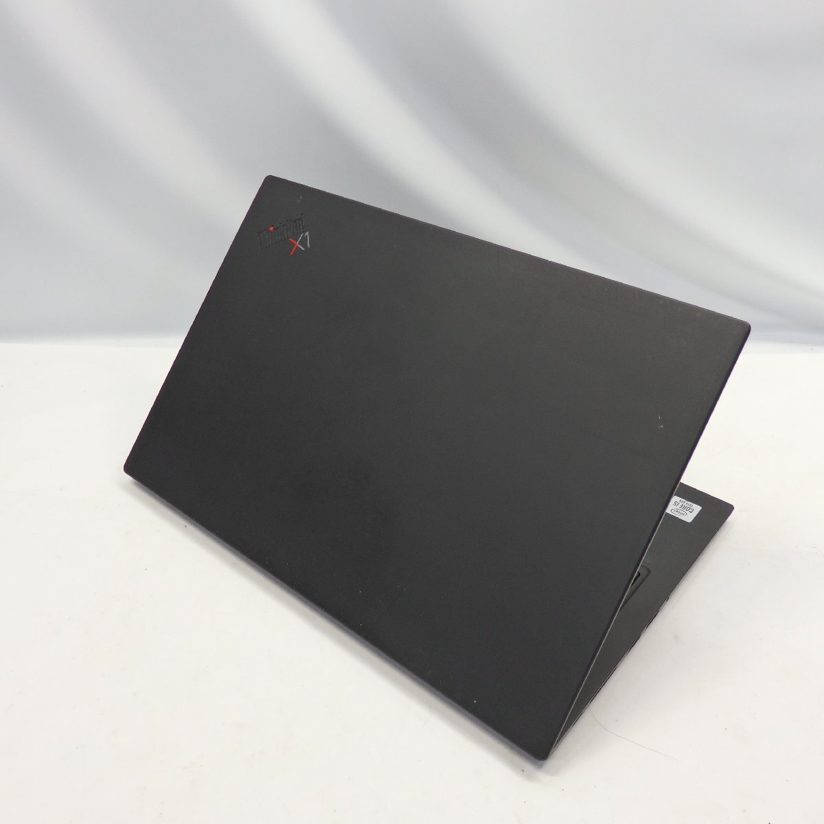 【ジャンク】Lenovo ThinkPad X1 Carbon Gen8 Core i5-10210U 1.6GHz/16GB/SSD256GB/14インチ/OS無【栃木出荷】の画像3