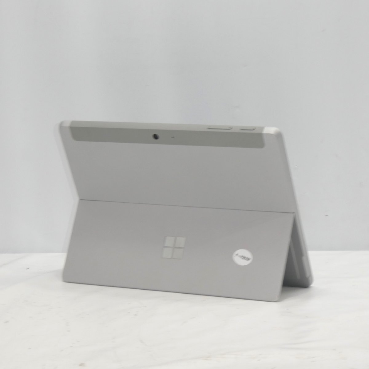 1円～【ジャンク】マイクロソフト Surface Go 1824 Pentium 4415Y 1.6GHz/4GB/フラッシュメモリ62GB/10インチ/OS無【栃木出荷】の画像2