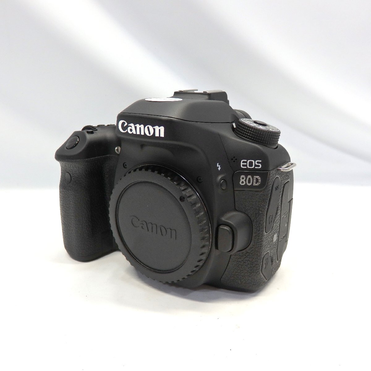 1円～ CANON 一眼レフカメラ EOS 80D EF-S18-135 IS USM レンズキット【栃木出荷】_画像2