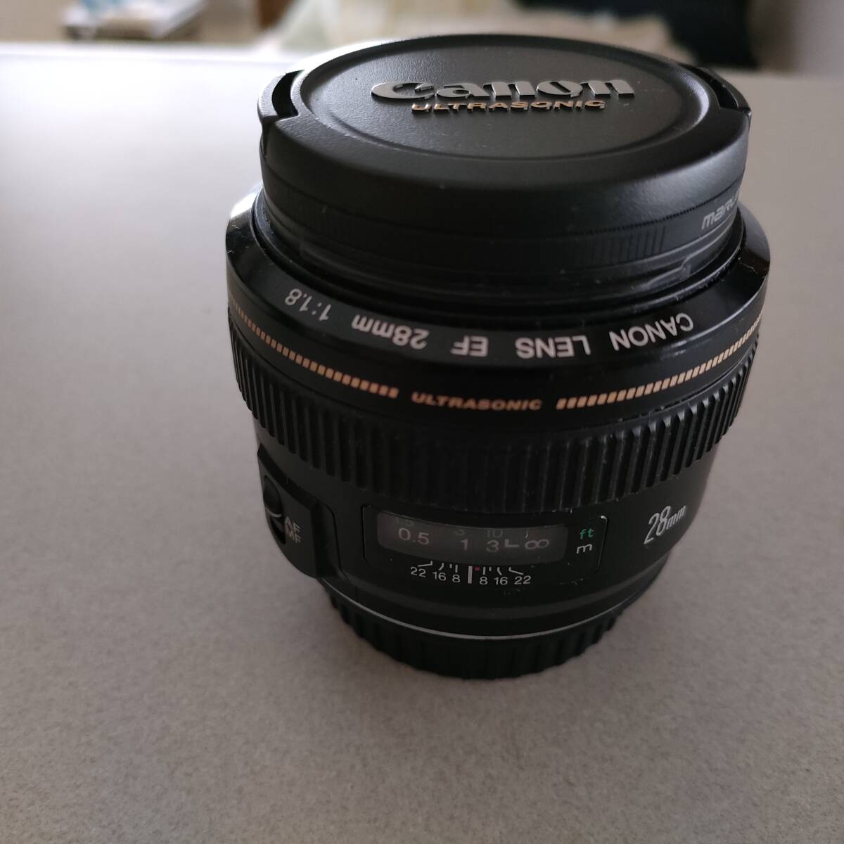Canon EF 28mm f/1.8 USM EOS キャノン レンズ _画像2