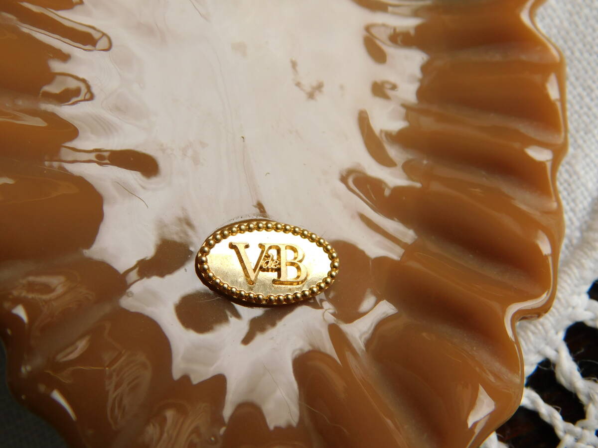 VB ヴァンドームブティック ミルクティーカラーのブローチ ヴィンテージ 大きめサイズ Teasgarden №8413の画像4