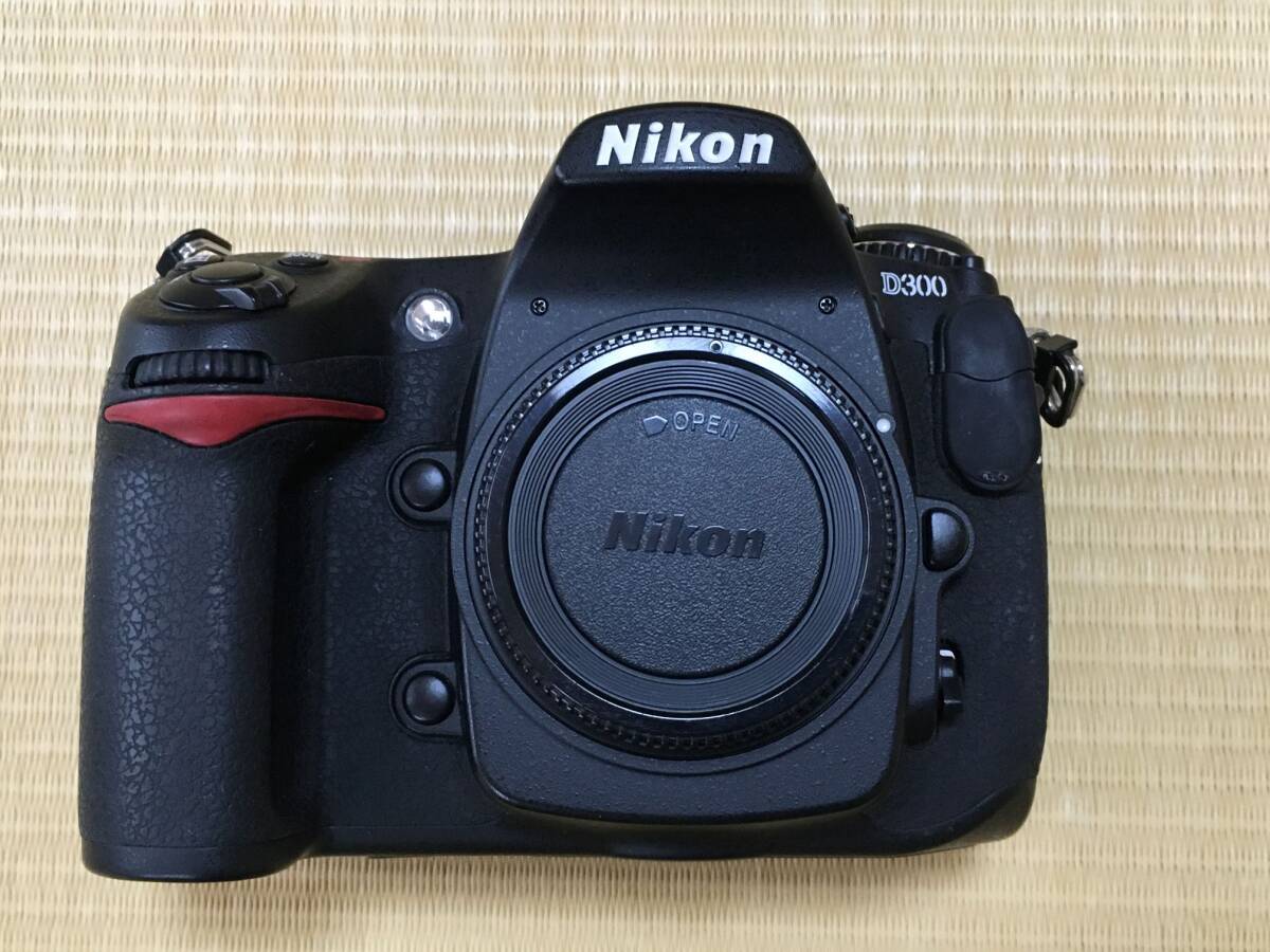 ニコン Nikon D300 ボディの画像2