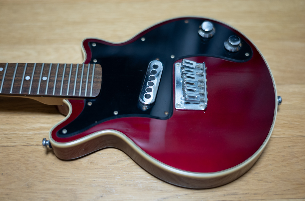 Yahoo!オークション - Mini Guitar Red Special Brian May ミニ Yahoo!オークション - Mini Guitar Red Special Brian May ミニ