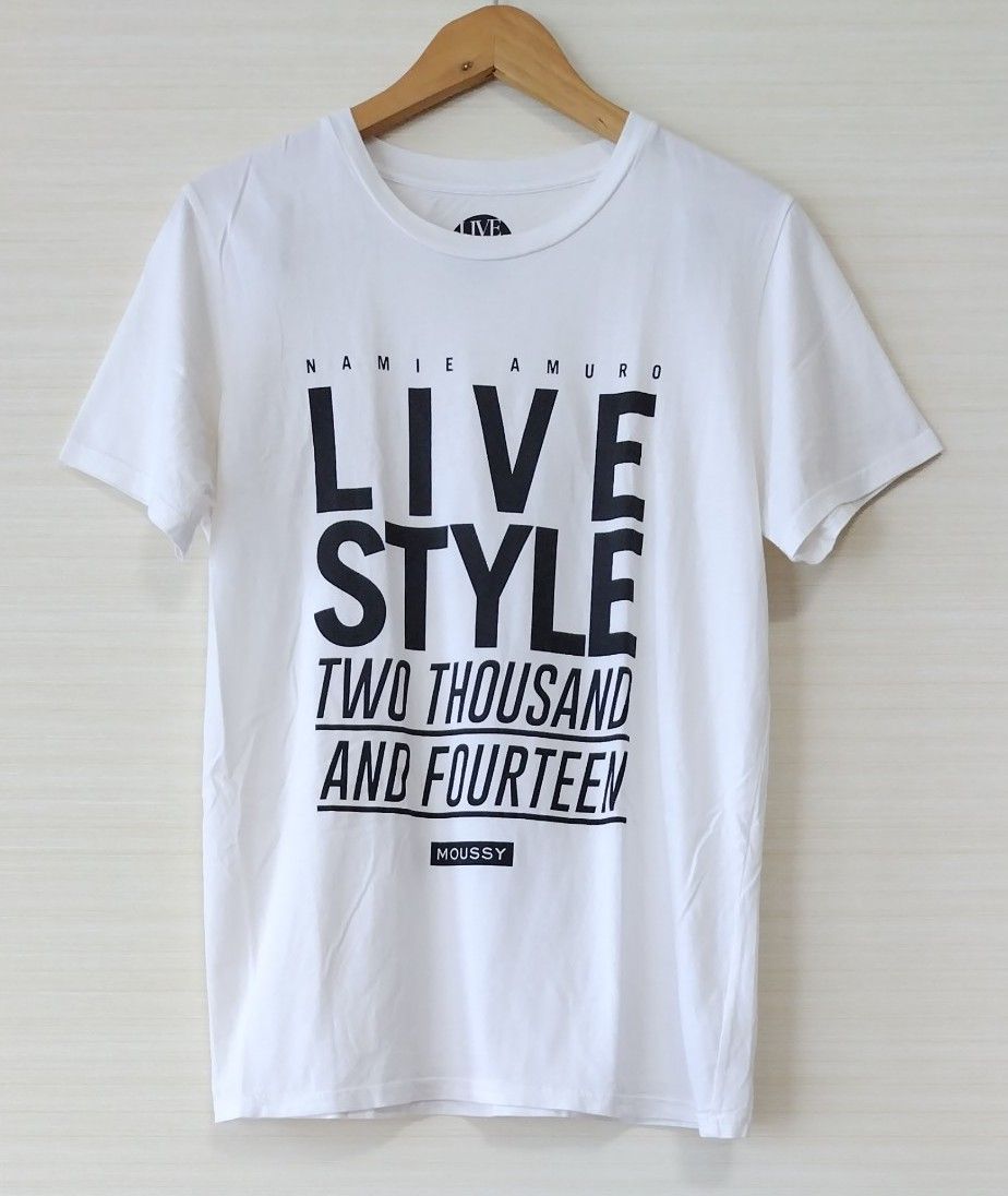 安室奈美恵　LIVESTYLE2014    MOUSSY　ティシャツ