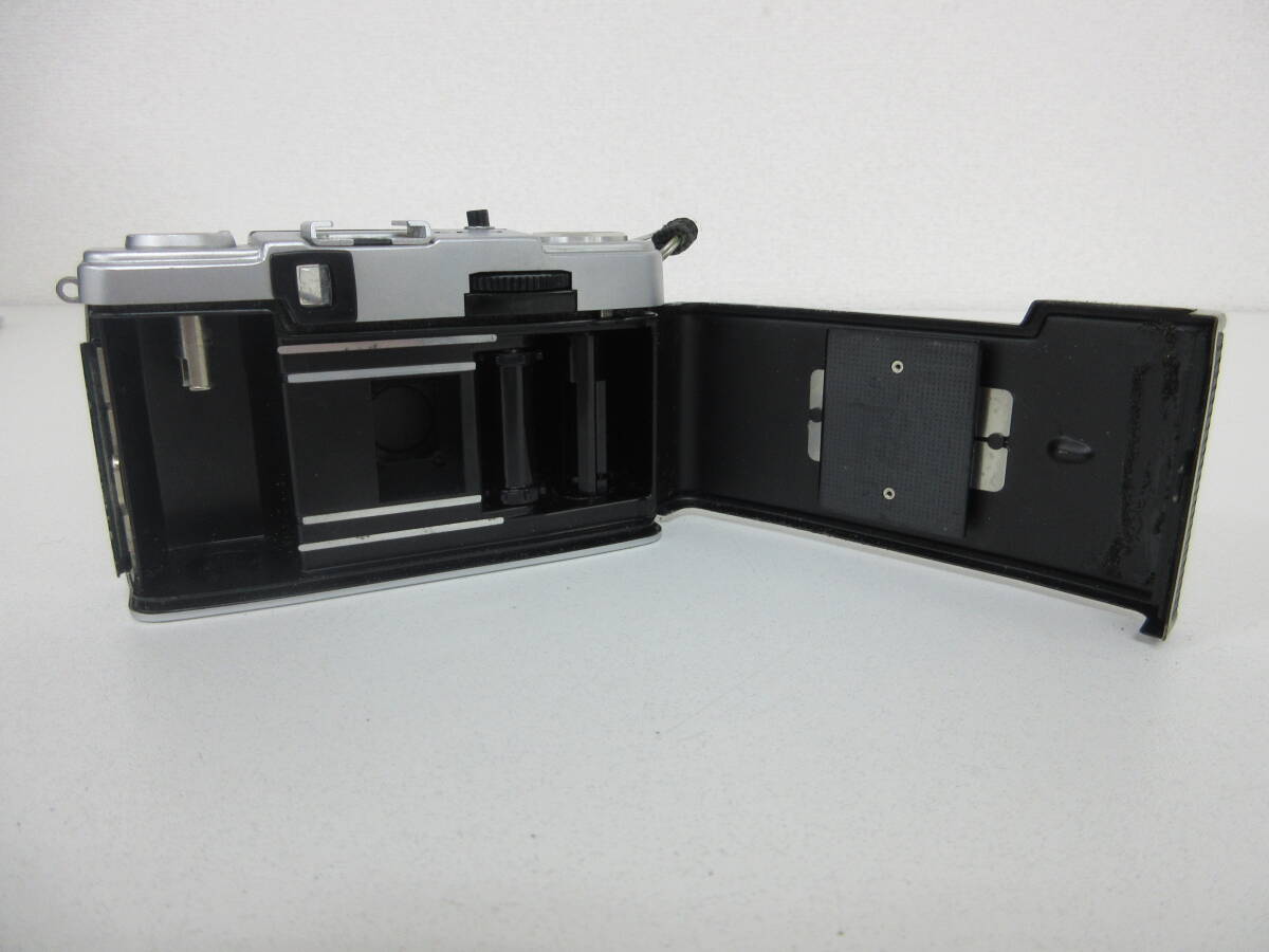 中古 カメラ オリンパス OLYMPUS-PEN EE-3 D.ZUIKO 1:3.5 f=28mm ※動作未確認 ／Nの画像6