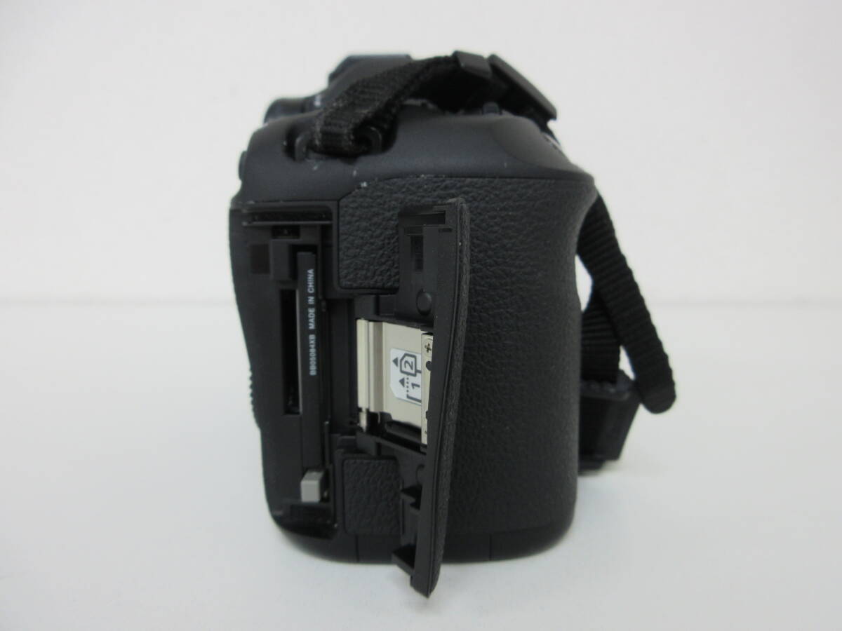 中古 カメラ Canon キャノン EOS 5D DS126321 Mark III ボディ デジタル 一眼レフ ※動作未確認 ／Tの画像6