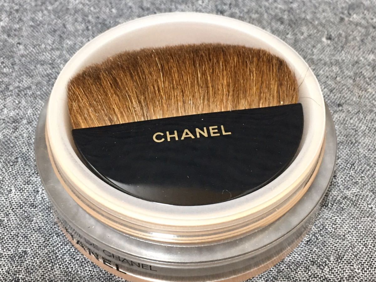 G4D406* as good as new * Chanel CHANEL soleil dump -duru pre shoes bronze face powder 8g