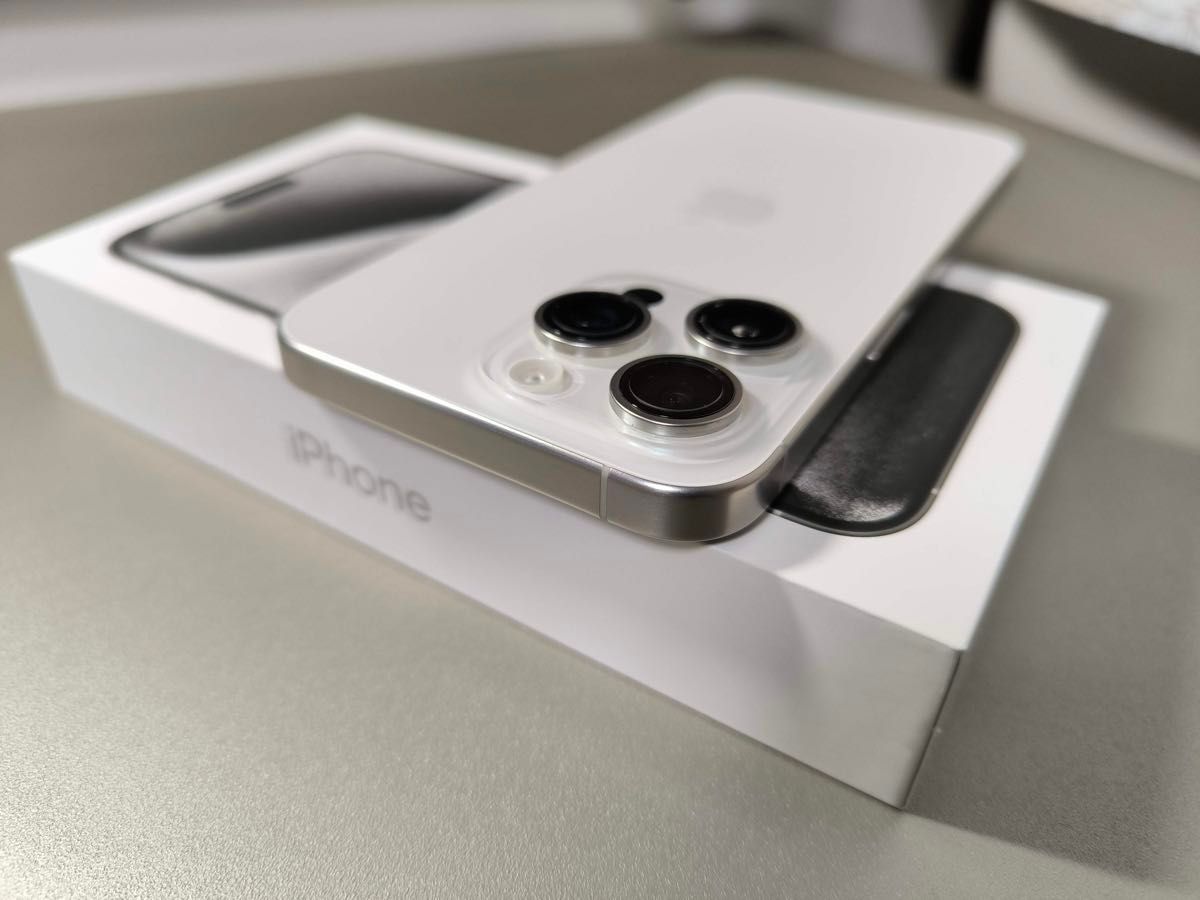 4/7まで】値下げ不可 iPhone 15 Pro Max ホワイトチタニウム 4/7まで】値下げ不可 iPhone 15 Pro Max ホワイトチタニウム