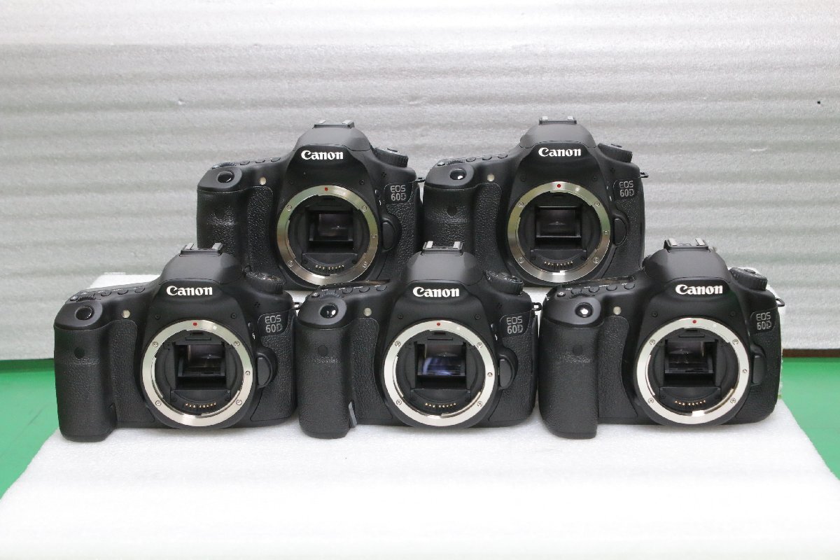 ☆【3】 ① CANON キャノン デジタル一眼レフカメラ EOS60D 本体 レンズ EF-S 18-55mm 1:3.5-5.6 IS Ⅱ 現状品の画像2