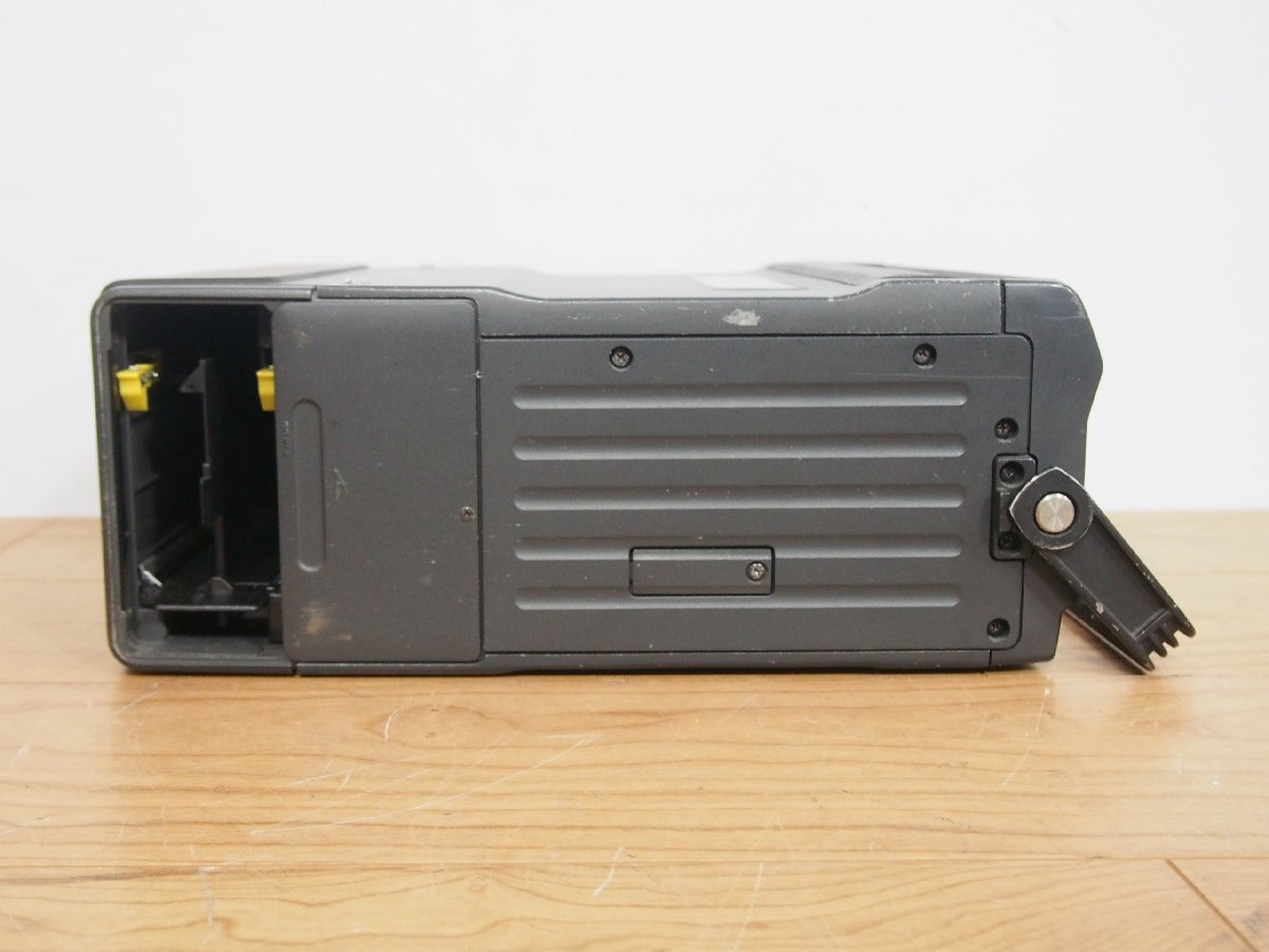 ☆【1F0408-15】 SONY ソニー ポータブルビデオカセットレコーダー BVW-50② BETACAM SP ジャンクの画像3