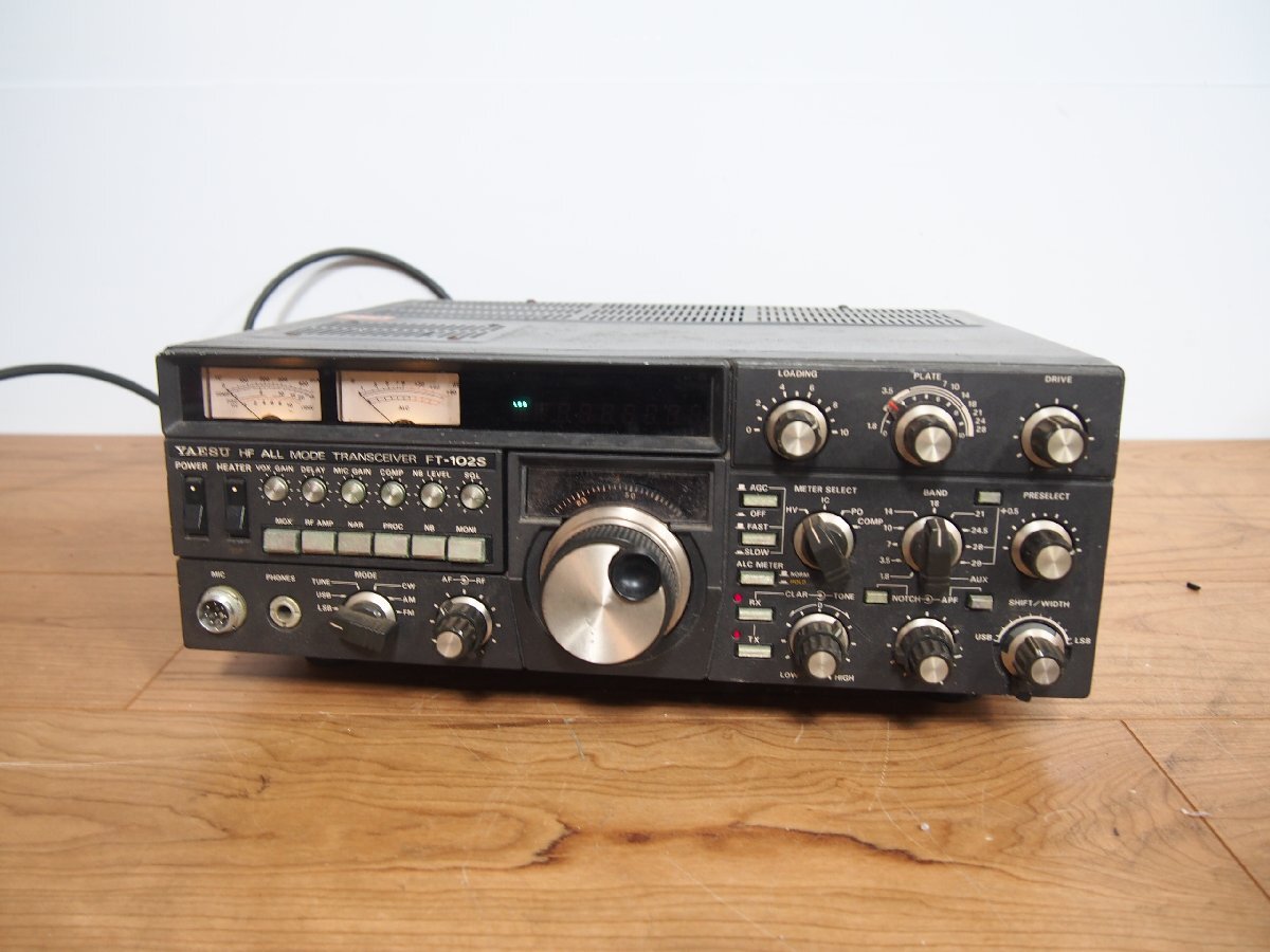 *[2F0411-22] YAESU Yaesu HF all mode приемопередатчик FT-102S 100V Junk 