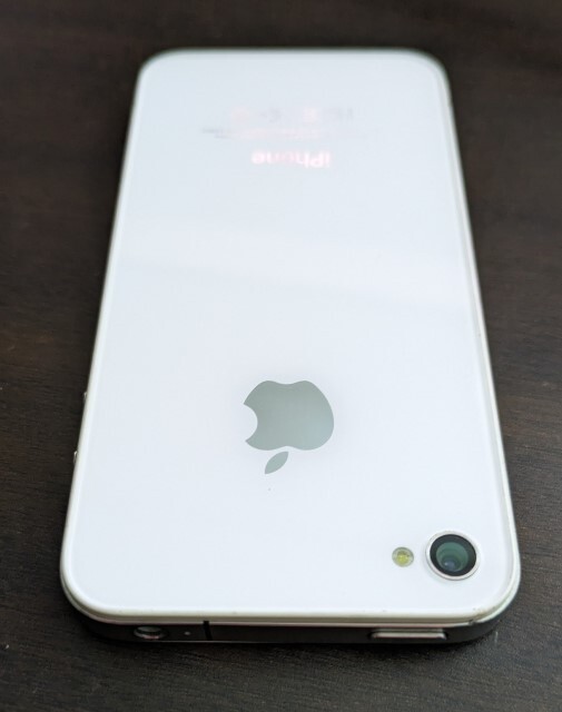 Apple SoftBank iPhone 4 16GB ホワイト MC604J/Aの画像3