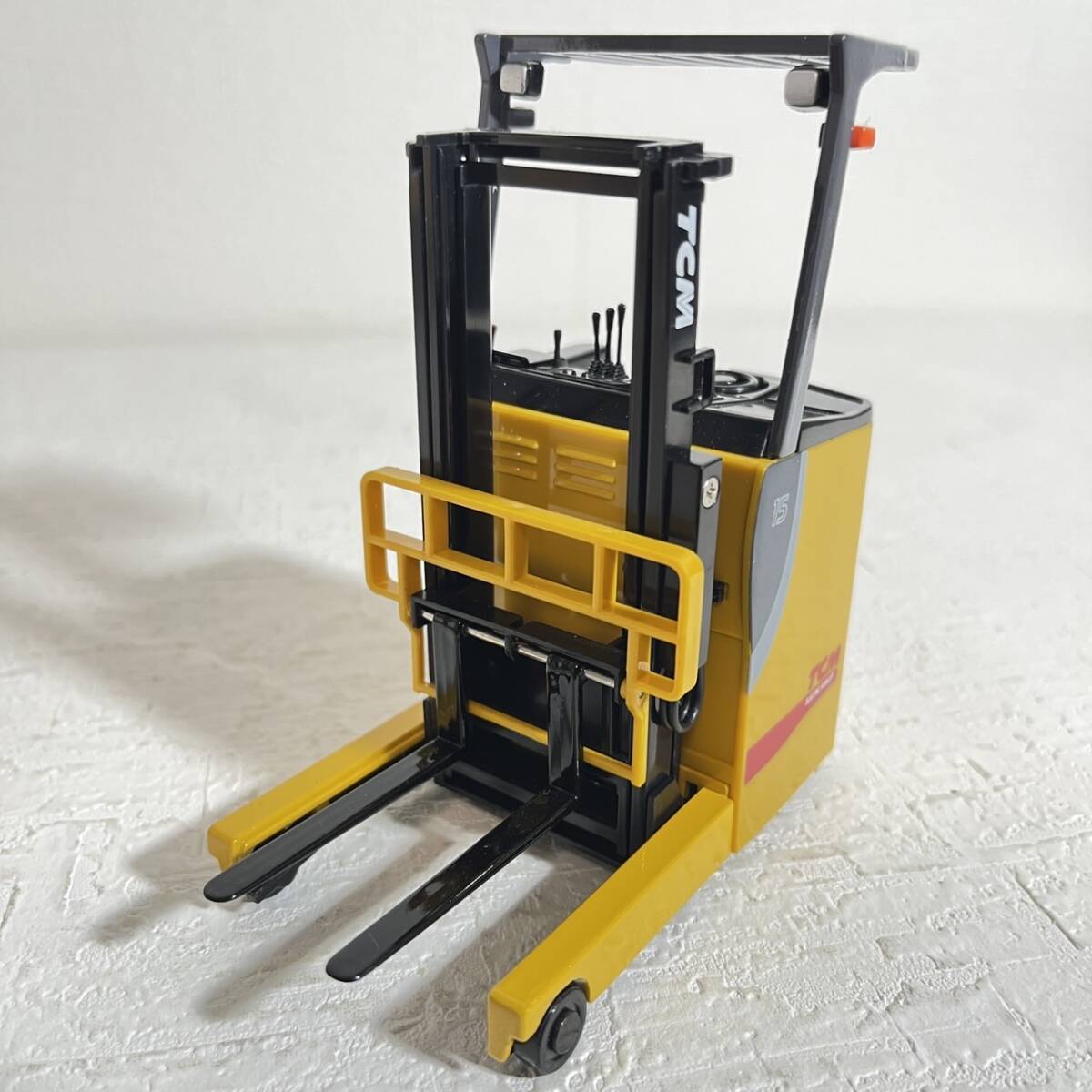 TCM 　FRB-Ⅷ　Electric　Reach　Forklift　Trucks　フォークリフト　ミニカー　１１－１２_画像4