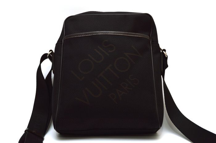 【使用わずか 極美品】ルイヴィトン Louis Vuitton ダミエ ジェアン シタダンNM ショルダーバッグ メンズ レディース M93223 1円_画像4