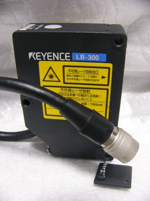 動作保証 Keyence LB-300 CCDレーザ変位計センサヘッド