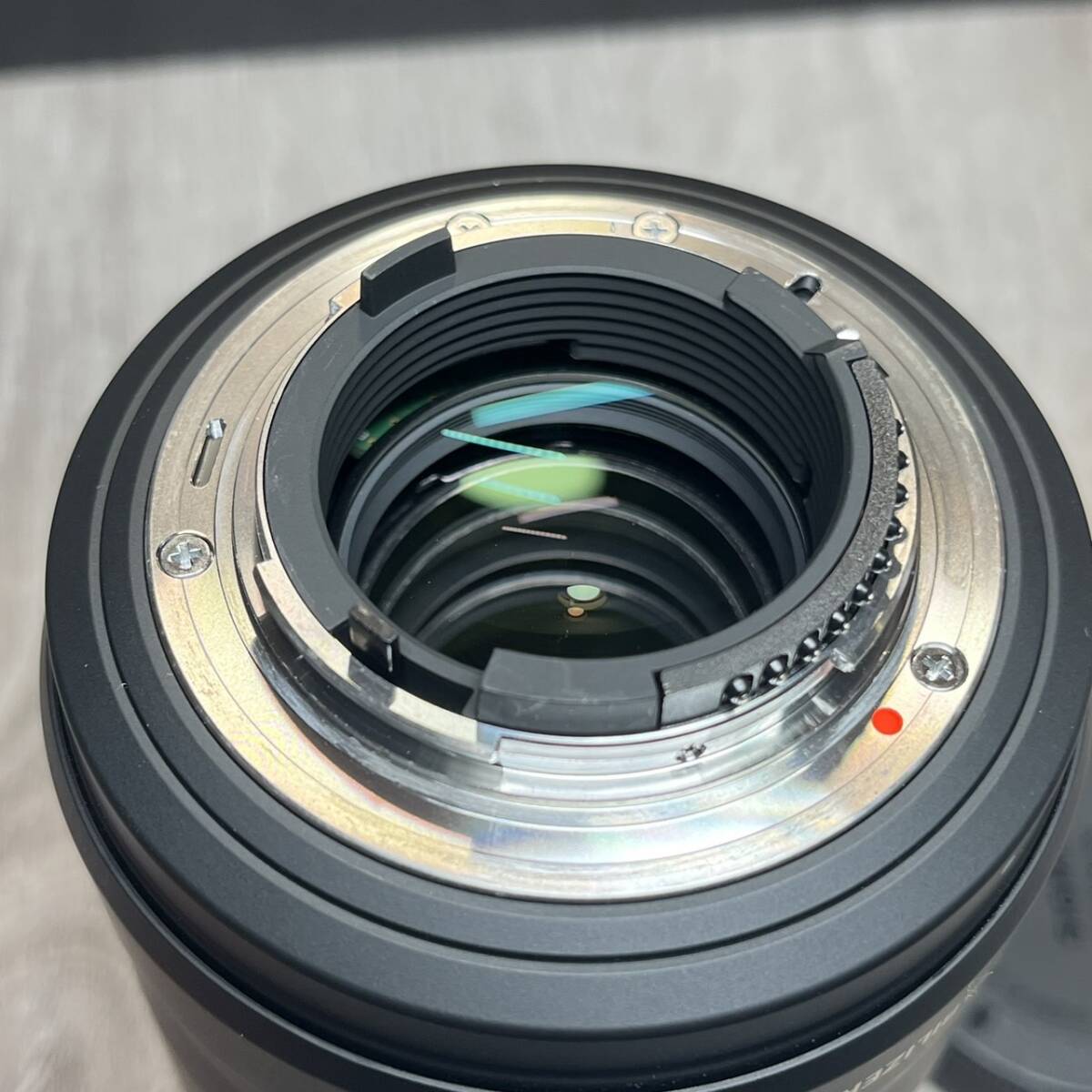 【YH-8716】中古現状品 SIGMA 105mm F2.8 EX DG OS HSM MACRO シグマ レンズ 1:2.8 マウント 一眼レフ ケース付き の画像6