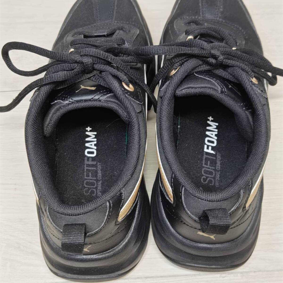 【YH-8713】中古現状品 PUMA プーマ スニーカー シリアスペース 390986-01 レディース サイズ24.5cm ブラック の画像5