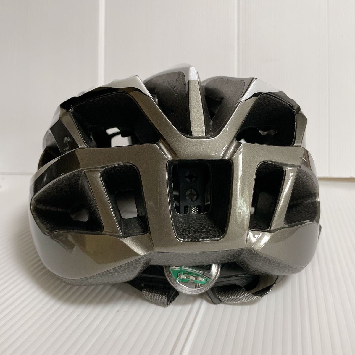 自転車ヘルメット ロードバイク MTB ブラック LEDライト 磁気ゴーグル