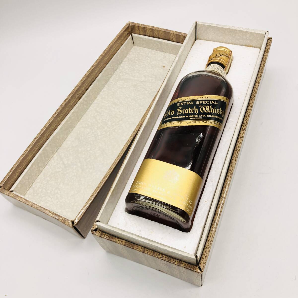 【未開栓】【お酒】 Johnnie Walker ジョニーウォーカー Black Label ブラックラベル EXTRA SPECIAL SCOTCH WHISKY 760ml 43% 金キャップの画像9