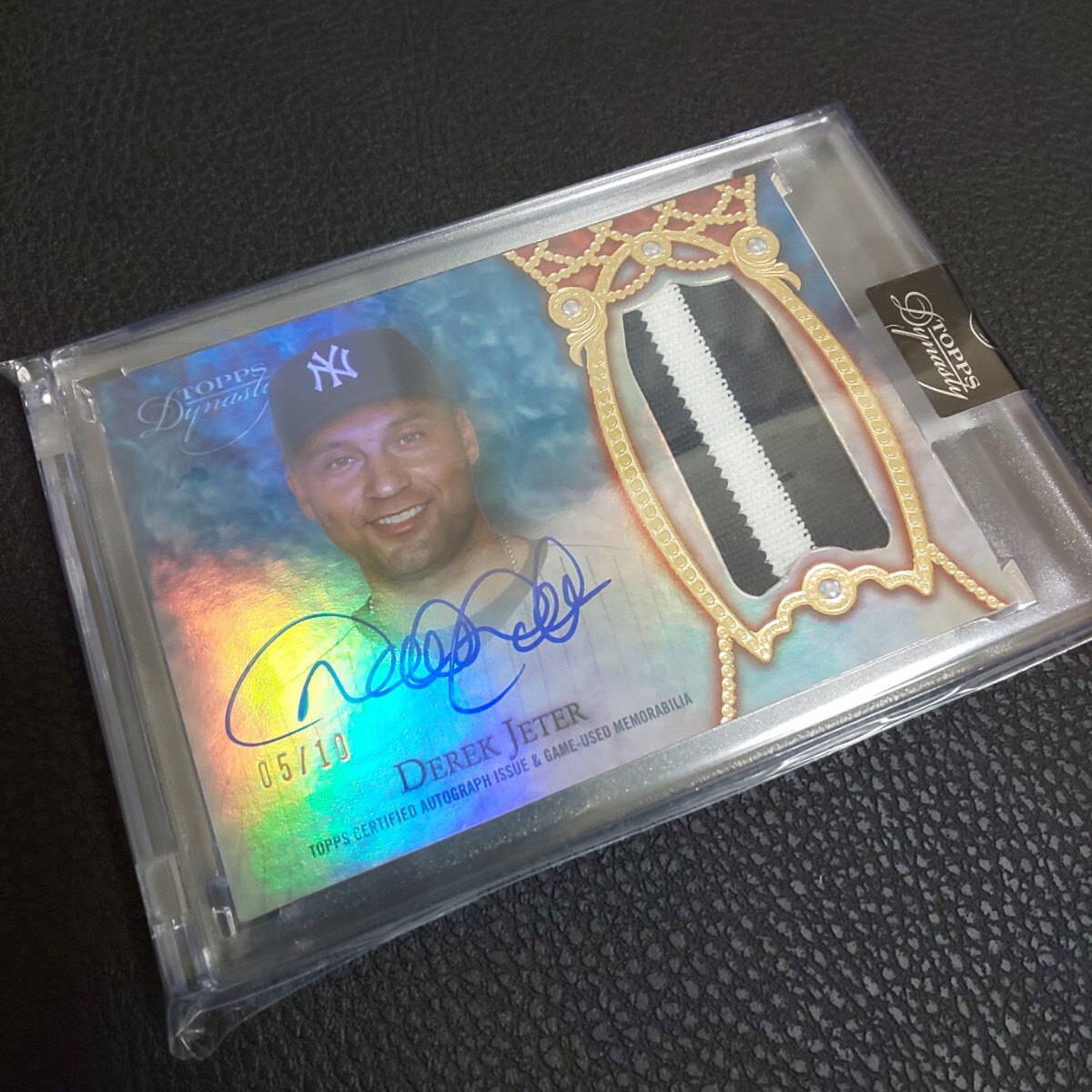 【Derek Jeter】 パッチ 直筆サインカード 10枚限定 2022 Topps Dynasty Baseball New York Yankees ジーター Autoの画像1