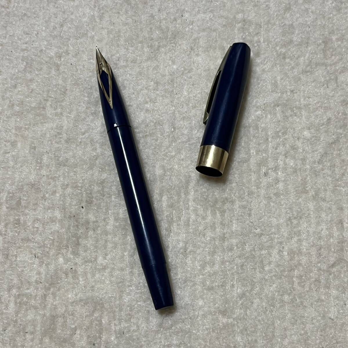 【レトロ美品】 万年筆 ボールペン SHEAFFER （14K）Platinum PARKER reformまとめ売り 使用感有り 使用確認未 インク無し 名入れ一本有りの画像2