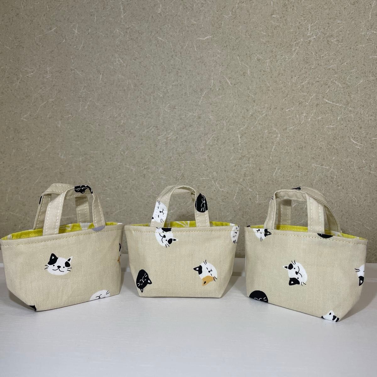 ミニミニトートバッグ　ハンドメイド　猫ちゃん　わんちゃん　７個セット　(小)