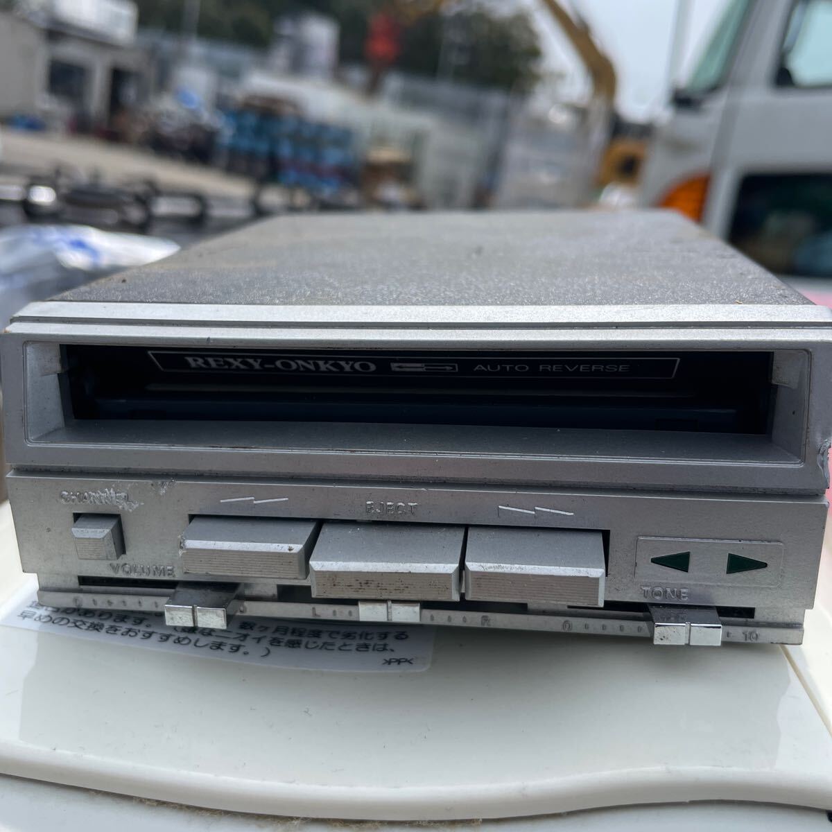 60サイズ発送 三菱 旧車 カセット カーステレオの画像1