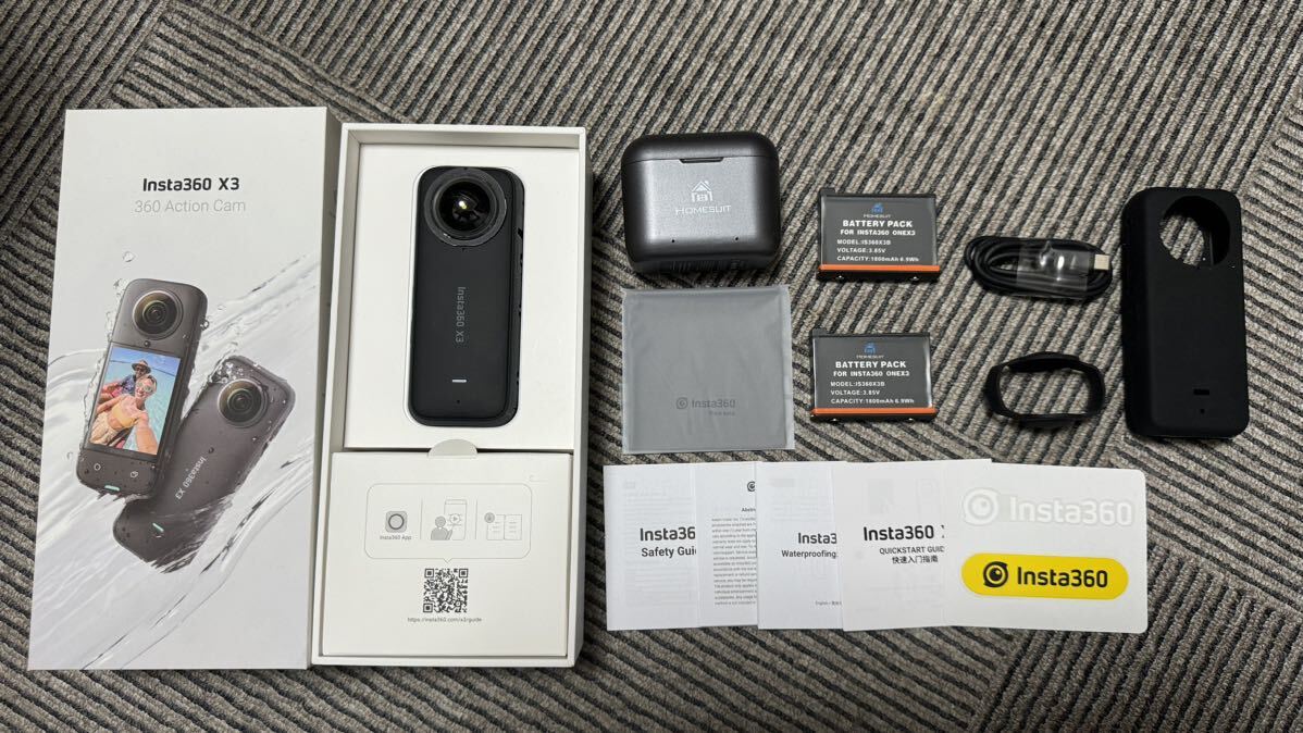 【使用時間1時間ほぼ新品】インスタ360 X3 (Insta360 X3) 本体+予備バッテリー2個+チャージャー+本体ケース+保護キャップの画像1