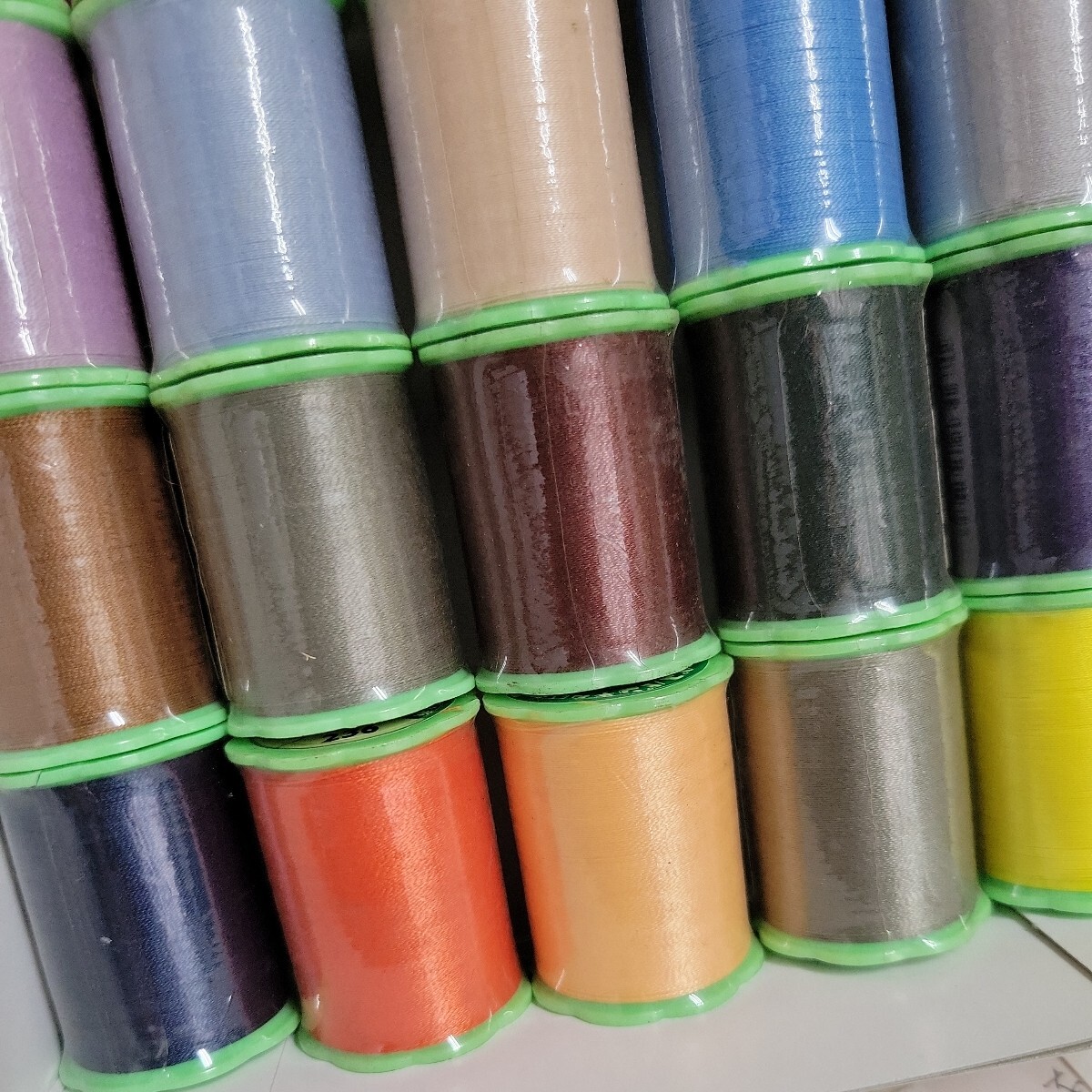 ★シャッペスパン手縫い糸、50m、20色一組、新品未使用_画像3