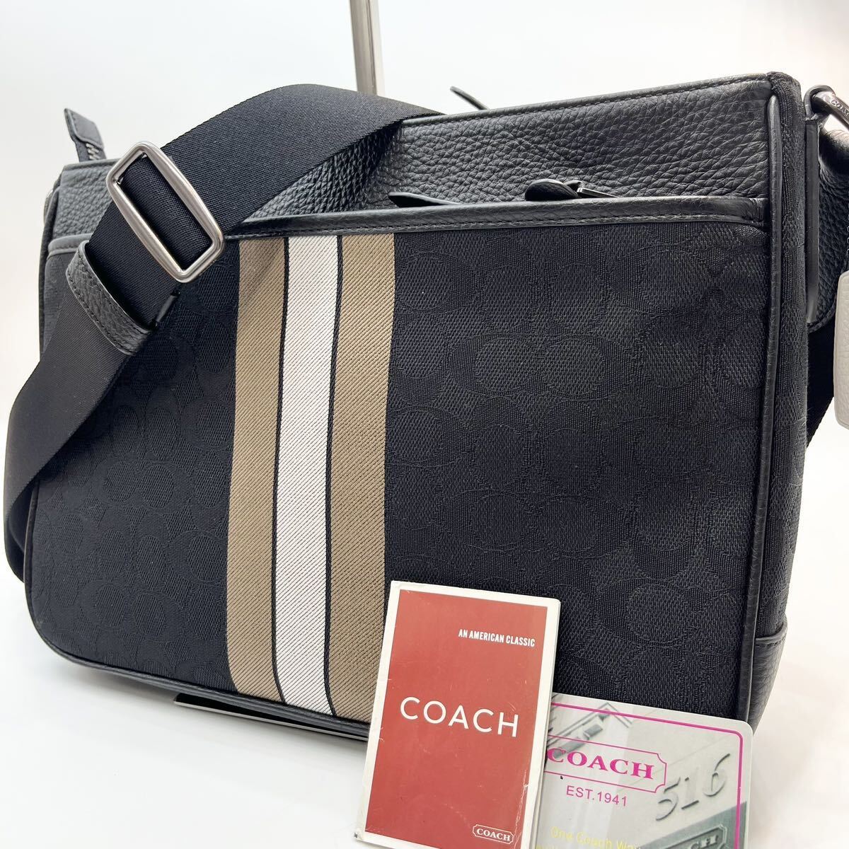 1円 【未使用級】 COACH コーチ ショルダーバッグ メッセンジャー ブラック レザー メンズ 斜め掛け ビジネス ロゴ型押し ストライプ 通勤の画像1