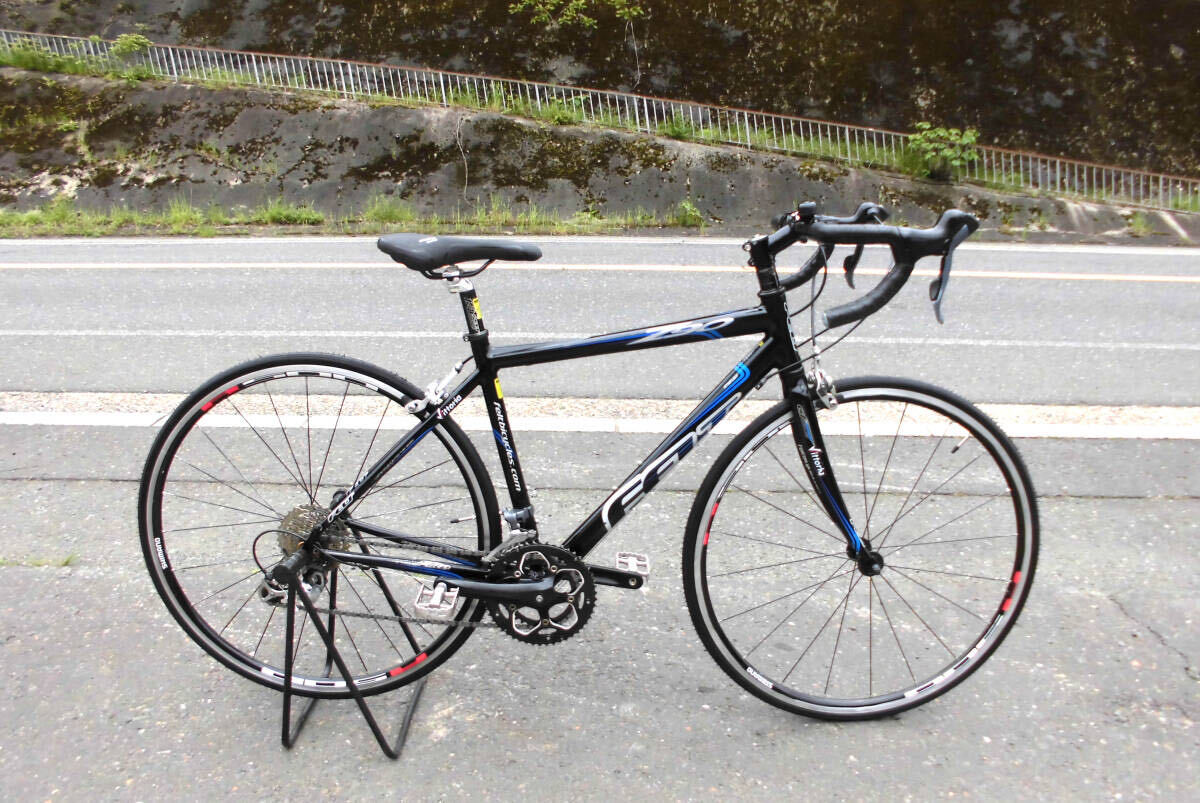 1円～FELT ロードバイク FCG Flite Feltbicycles SHIMANO 16速 タイヤ新しい 黒色 4355_画像1