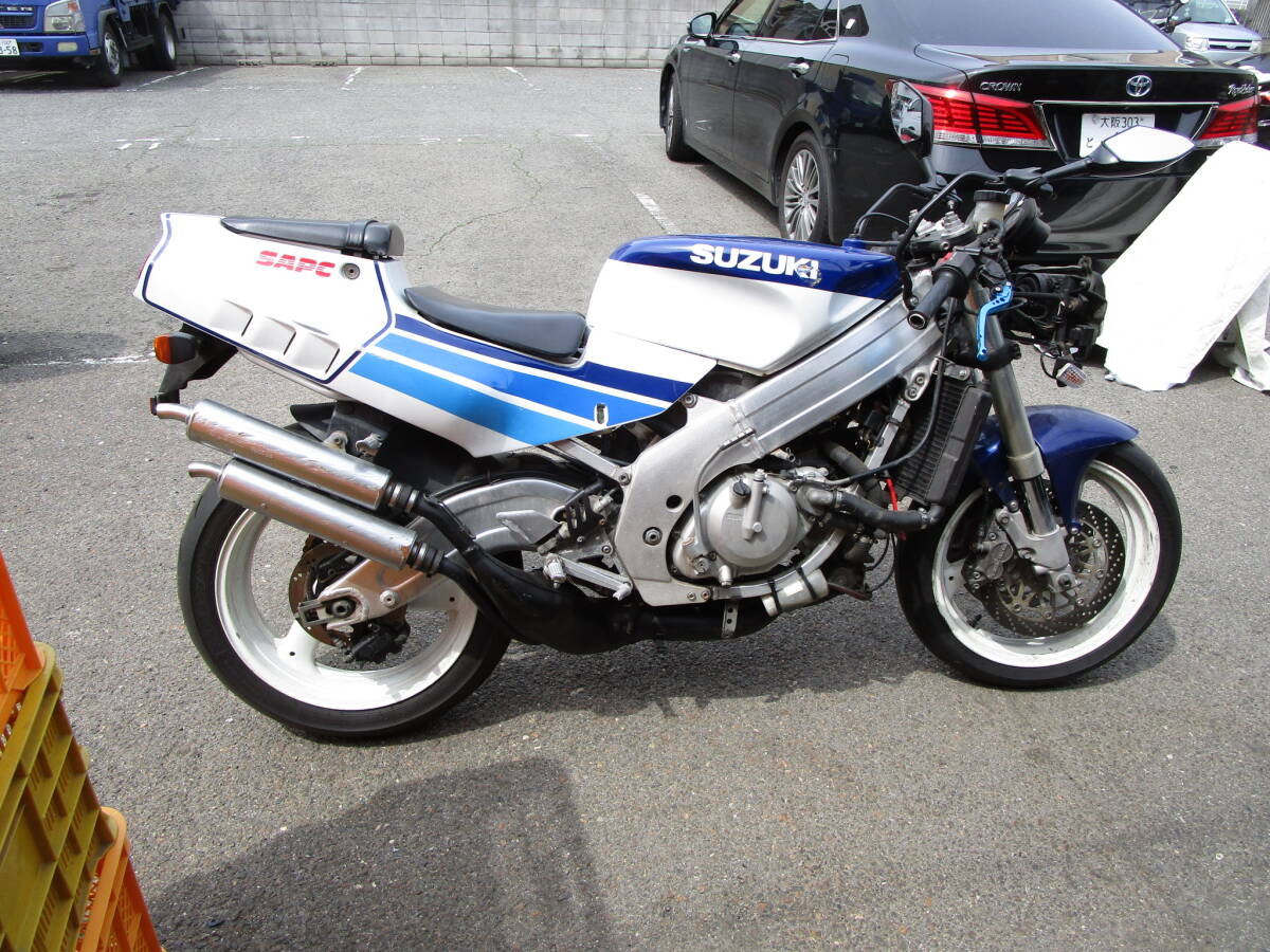 中古 実動車外し RGV250 VJ22A (L) 純正リアホイール4.50×17J タイヤ付き 塗装用など_画像10