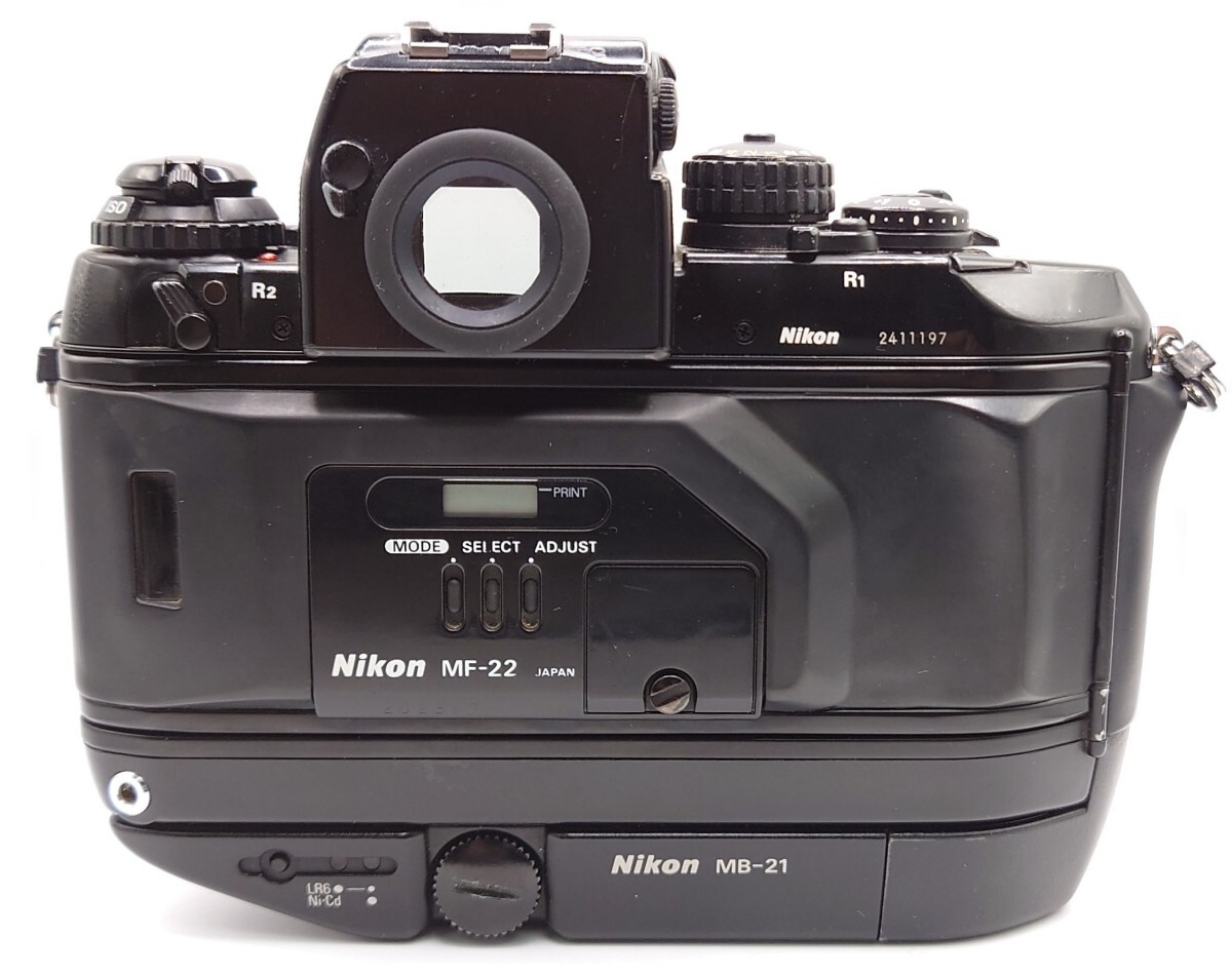 【SR-225】Nikon F4 フィルムカメラ 本体 MF-22 MB-21 バッテリーグリップ 付き 通電OK _画像3